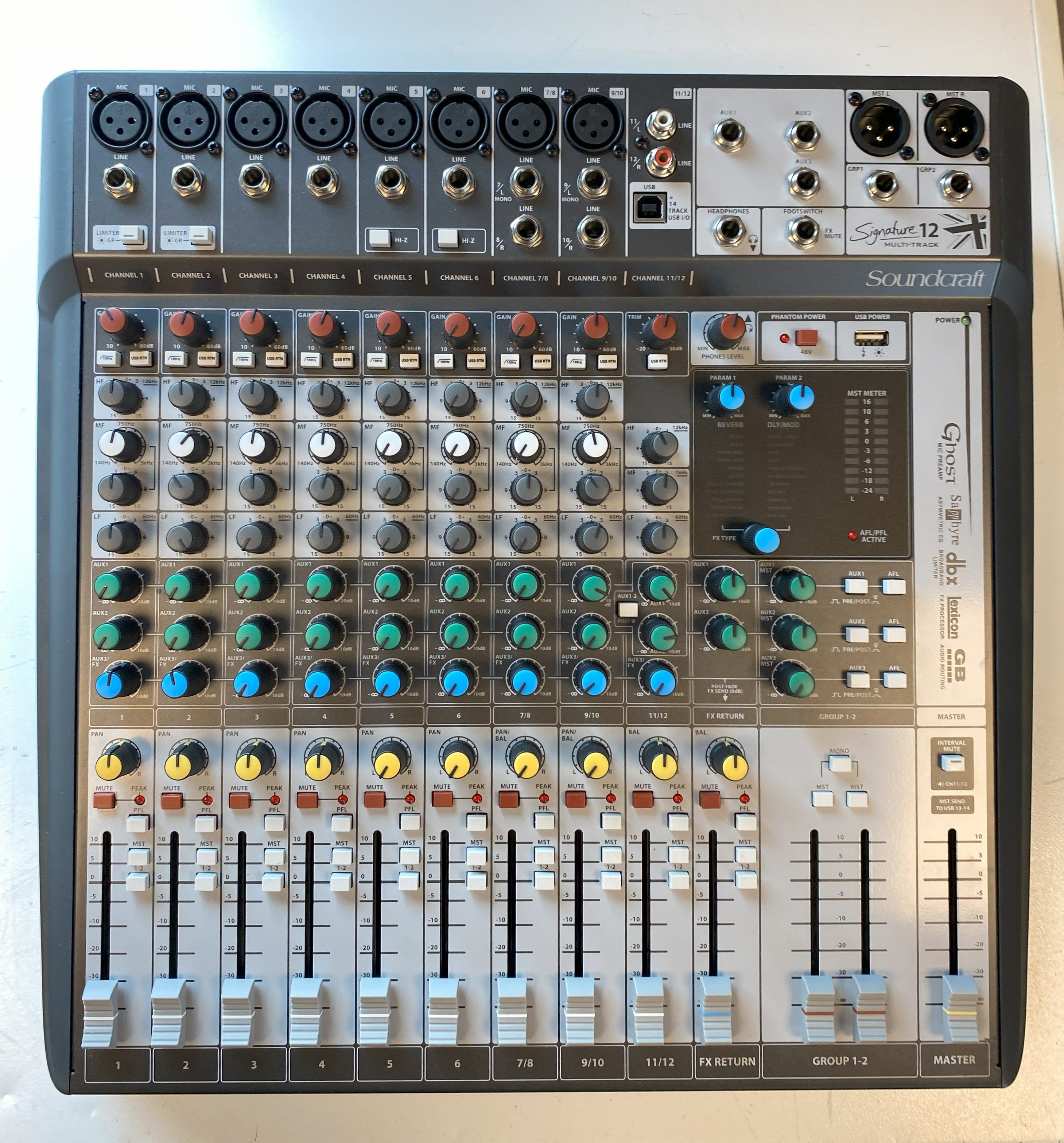 (BRUGT)Soundcraft Signature 12 MTK Mixer